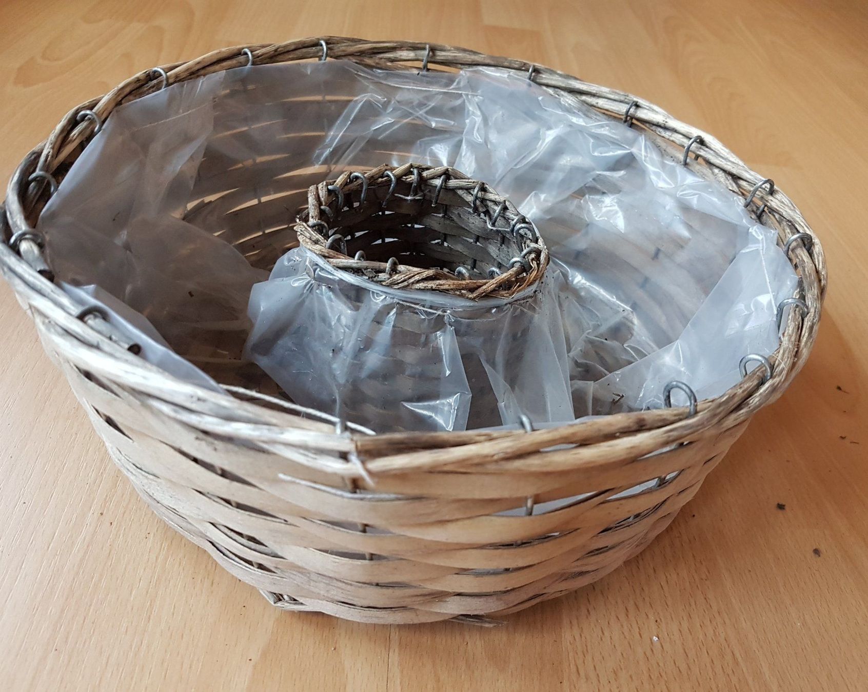 Vasi per fiori: 4 PFLANKÖRBE RING – Usato da Sax venduto da prinzenrollen 4