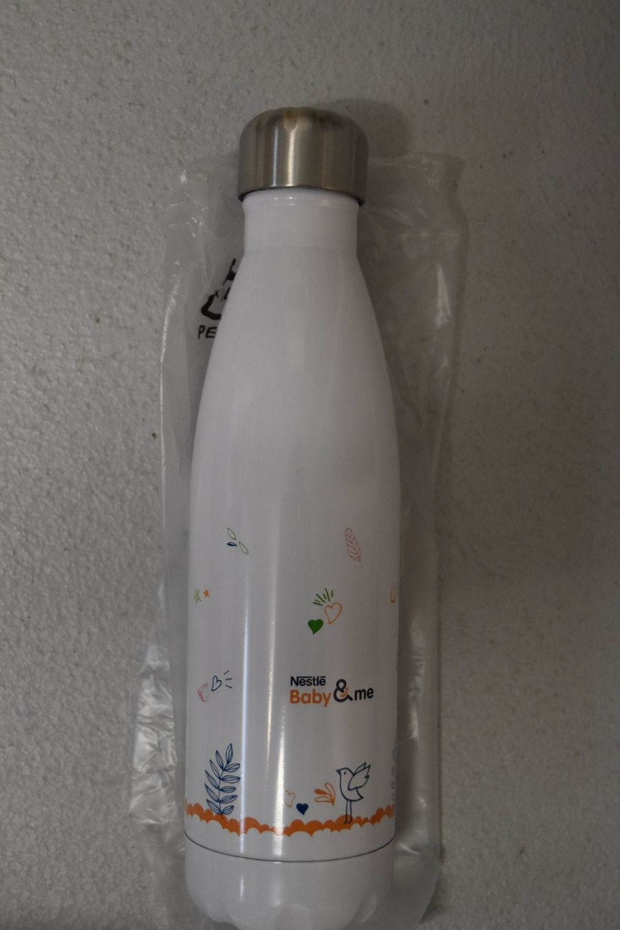 Borracce & Thermos: Nestlé Thermosdrinkflasche 0,5 Liter – Nuovo e nell'imballaggio originale da Aeschi (SO) venduto da clementinli