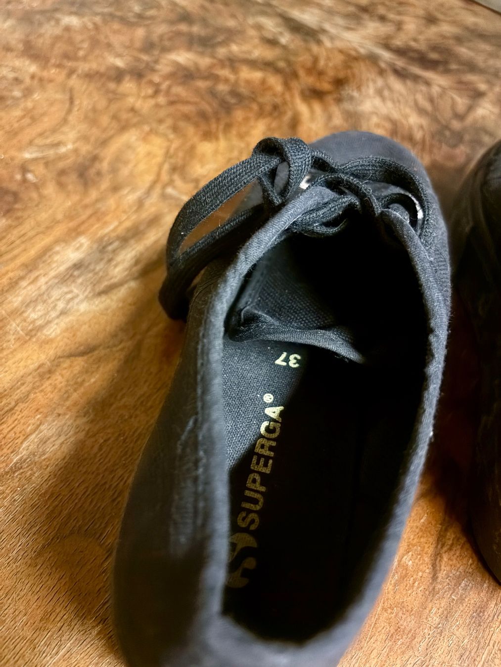 Superga Damenschuhe: Superga schwarz Groesse 37 gebraucht – Gebraucht aus Zürich von mrsjack 4