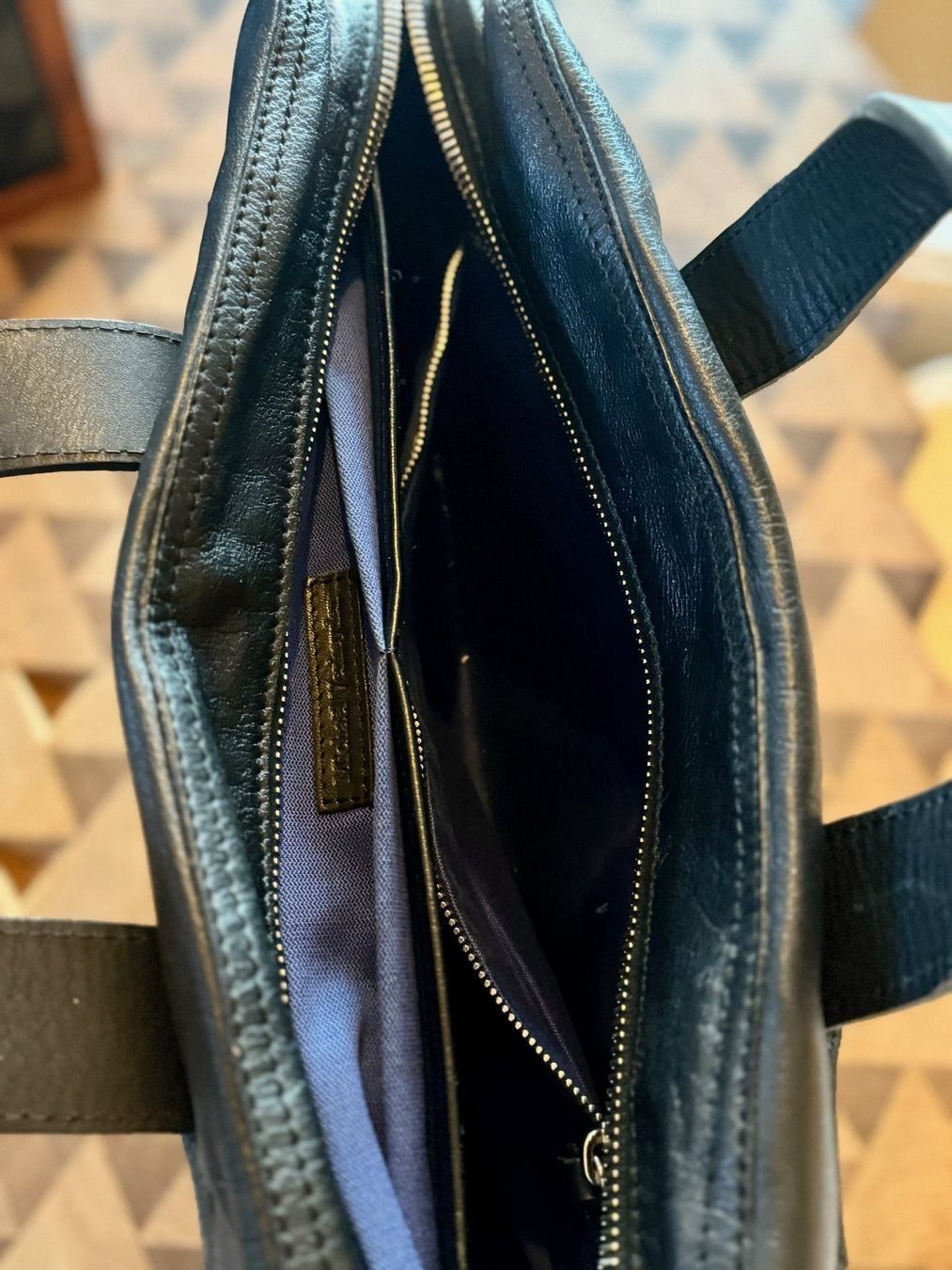 Koffer & Taschen: Designer-Aktentasche, Leder, schwarz -  Michaël Verheyden – Gebraucht aus Zürich von flowue 5
