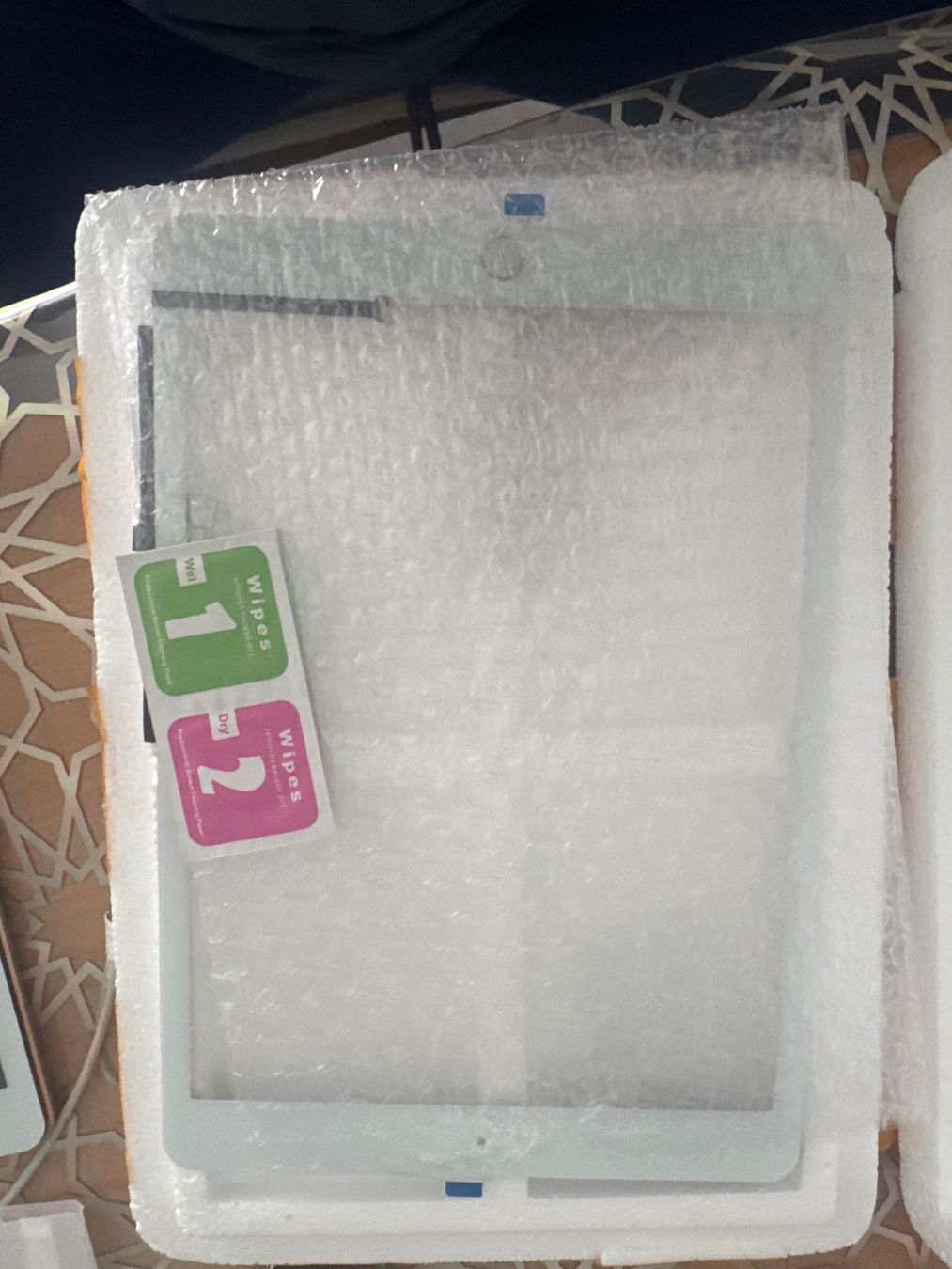 Apple Tablet PC: Apple iPad 10.2 LCD  defekt – Difettoso da Seon venduto da rayaan 2