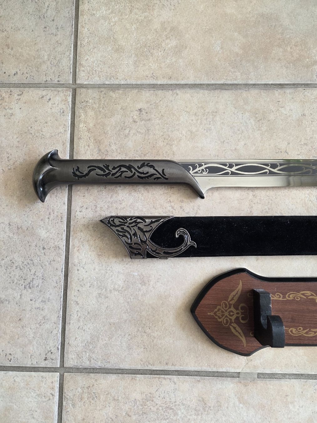 Sonstiges zum Sammeln & Seltenes: The Hobbit replica sword – Gebraucht aus Bonstetten von Emily 1