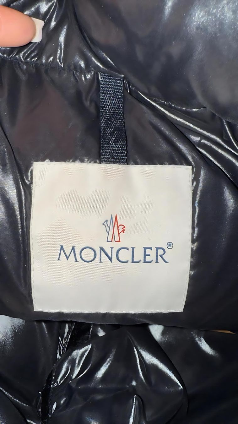 Moncler Giacche: MONCLER BLACK CLASSIC BLOUSON – Usato da Zürich venduto da tha_yg2g 2