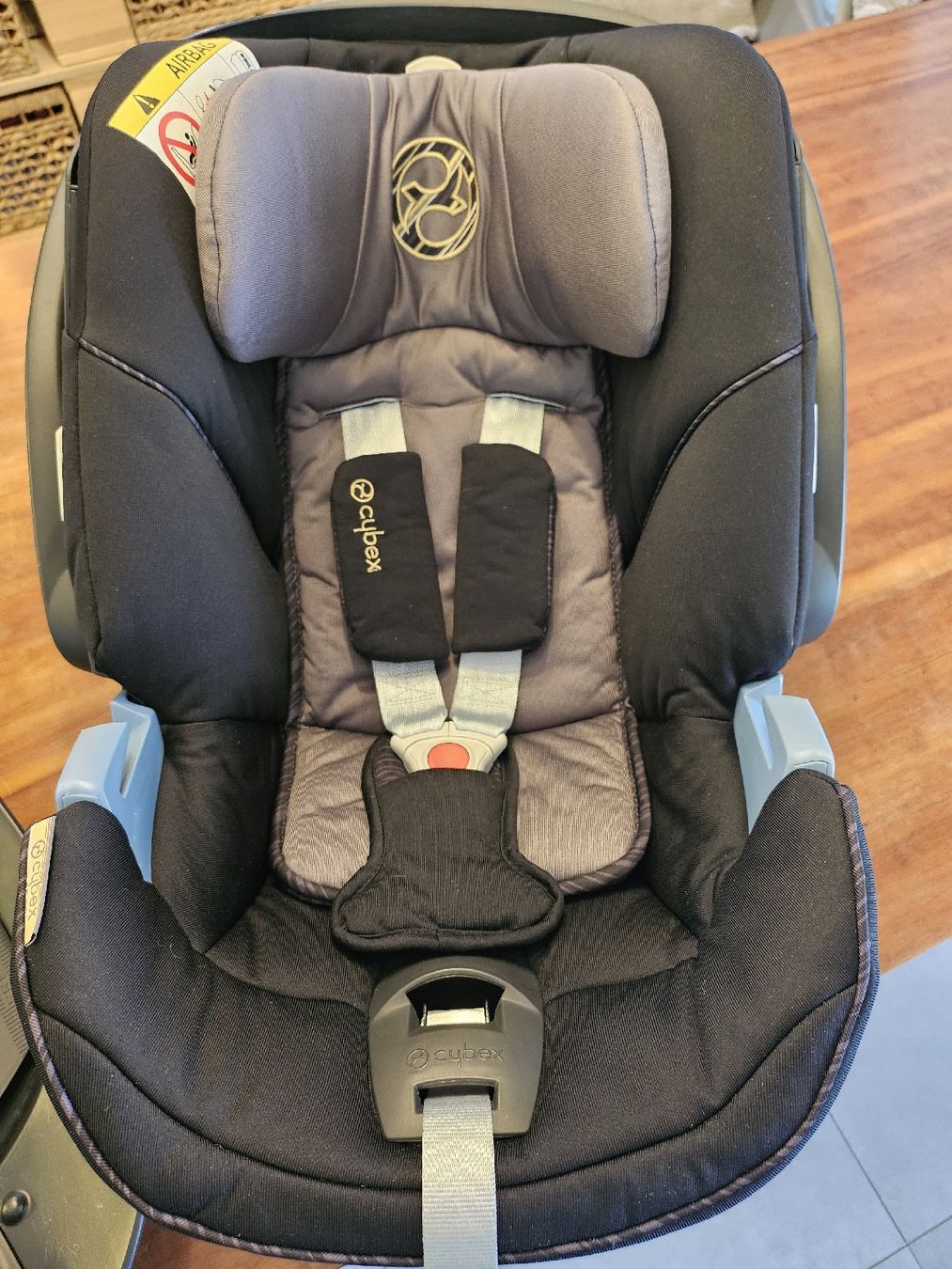 Cybex Seggiolini per auto: Babyschale Cybex Anton 5 + Cybex Anton Base 2-Fix – Usato da Baar venduto da Naedels-Kreationen 3