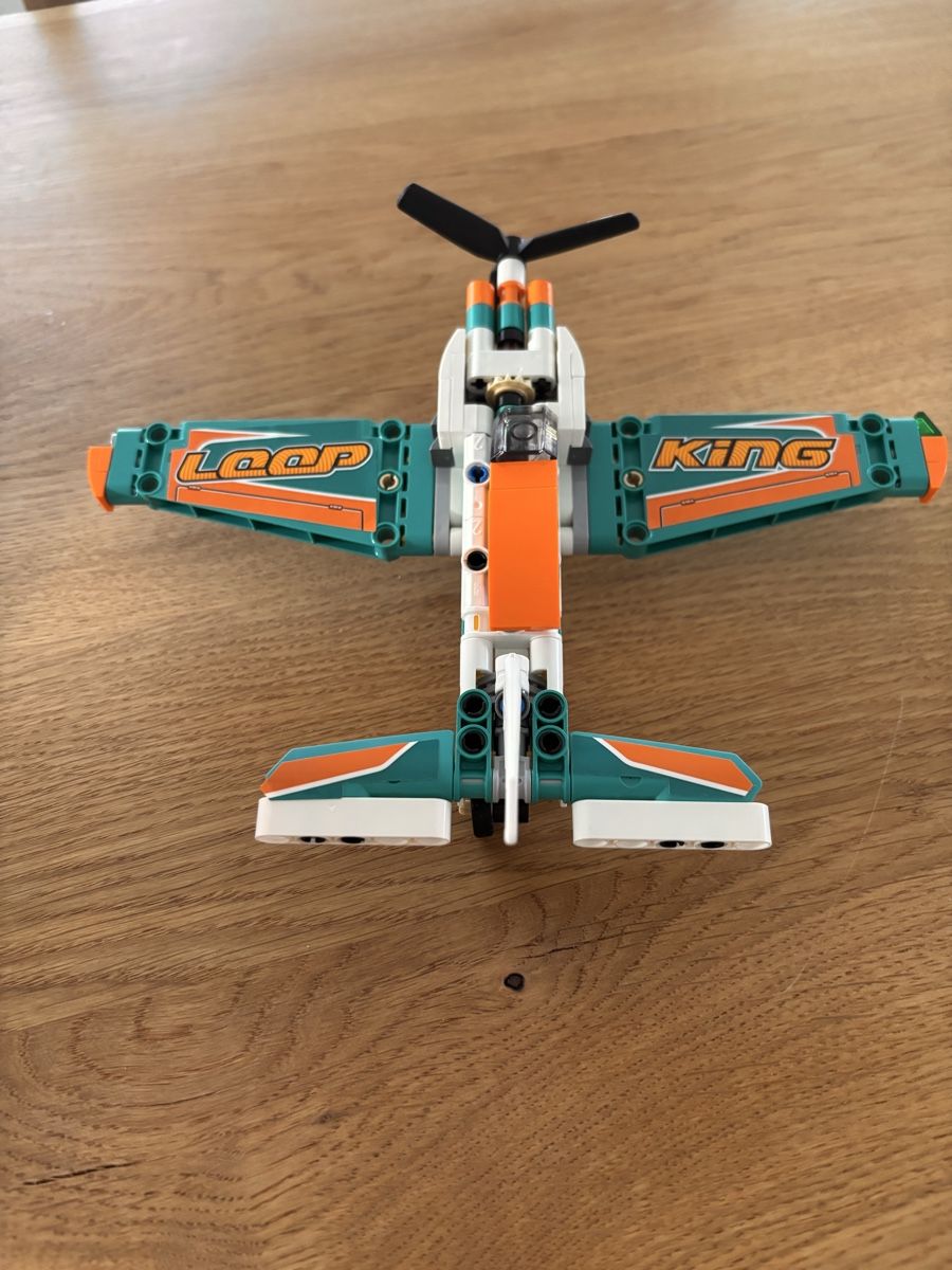 Technics Jeux de construction: LEGO Technic Flugzeug 42117 Set mit Anleitung – D'occasion à Dättlikon par MC_FK 2