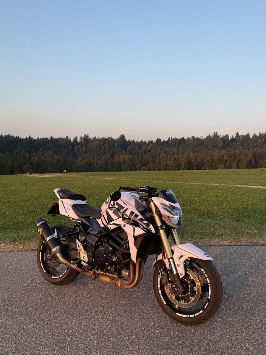 Suzuki Strada: Suzuki GSR 750A – Usato da Rüschegg Heubach venduto da Ruth949698 3