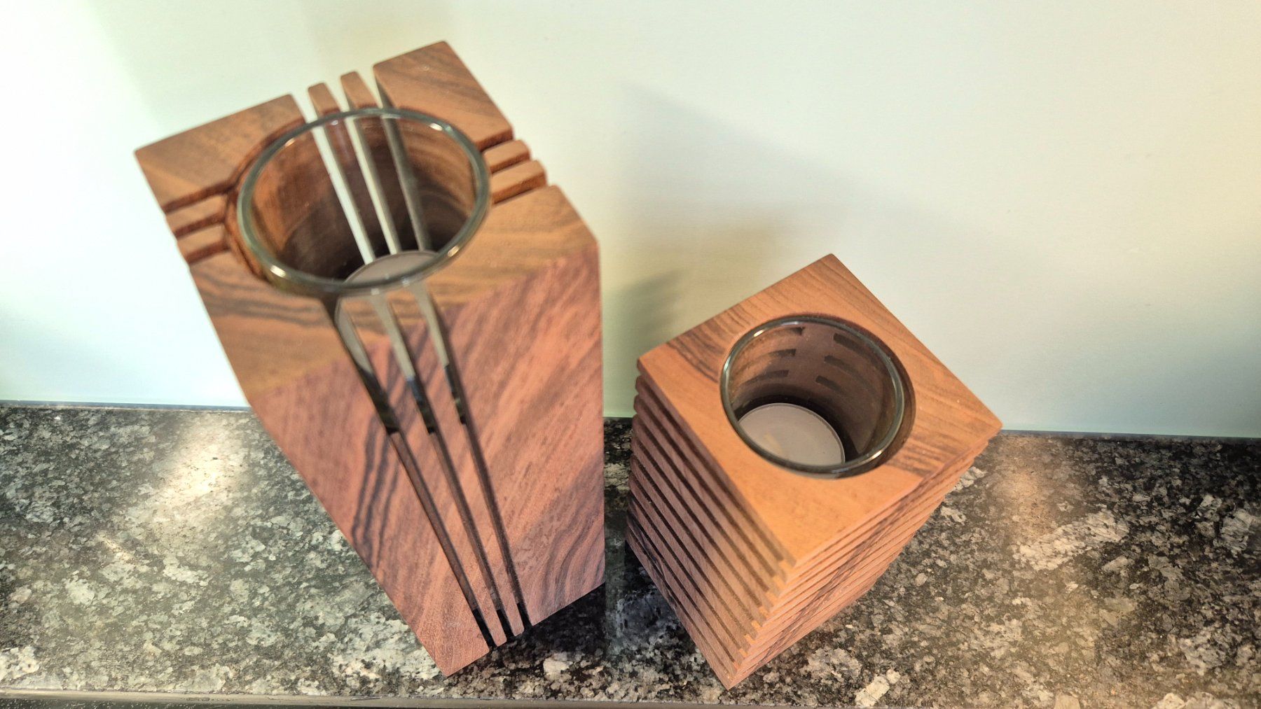 Portacandele: 2 Teelichthalter Holz – Usato da Wängi venduto da Maur1