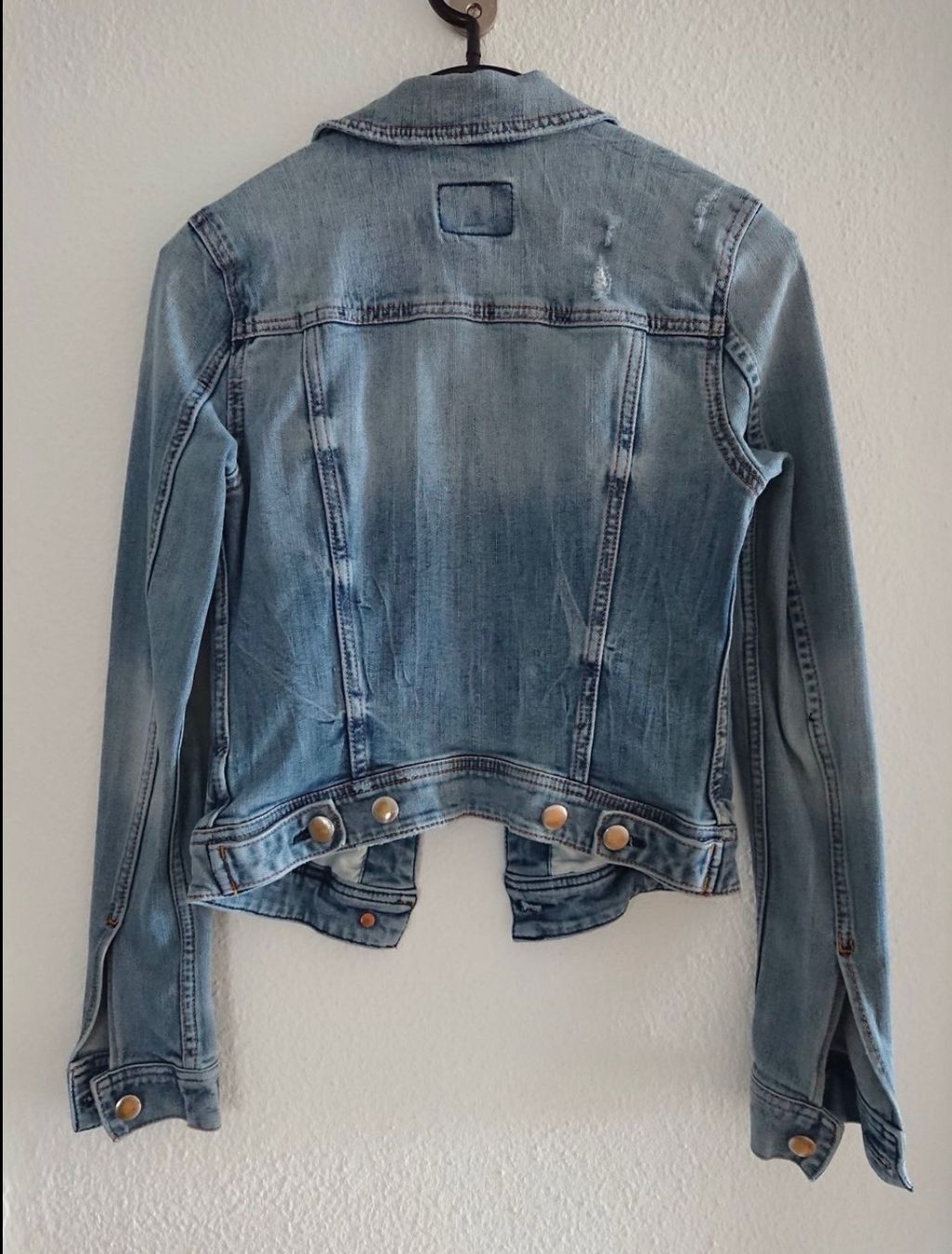 Giacche: Jeans Jacke von American Eagle, Grösse XS – Usato da Bachenbülach venduto da Elcomaster 1