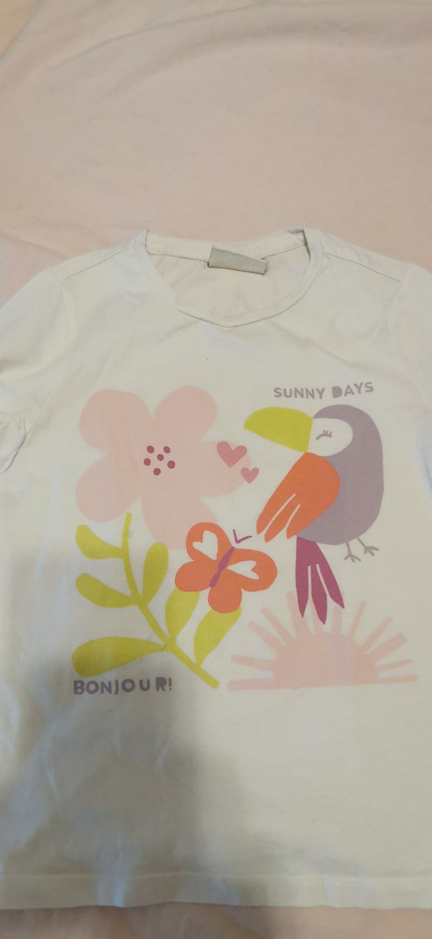 Blusen, T-Shirts & Tops: T-shirts Gr 116 – Gebraucht aus Winterthur von Katyakaterina 2