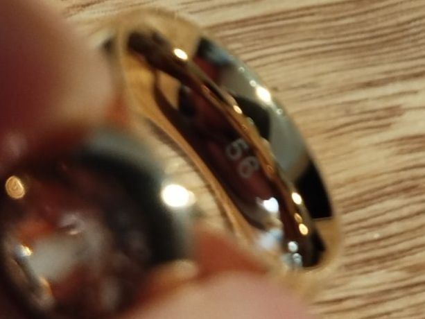 Anelli: Ring mit grossem Kristallstein, Grösse 56, schick! – Usato da Gränichen venduto da karthu 2