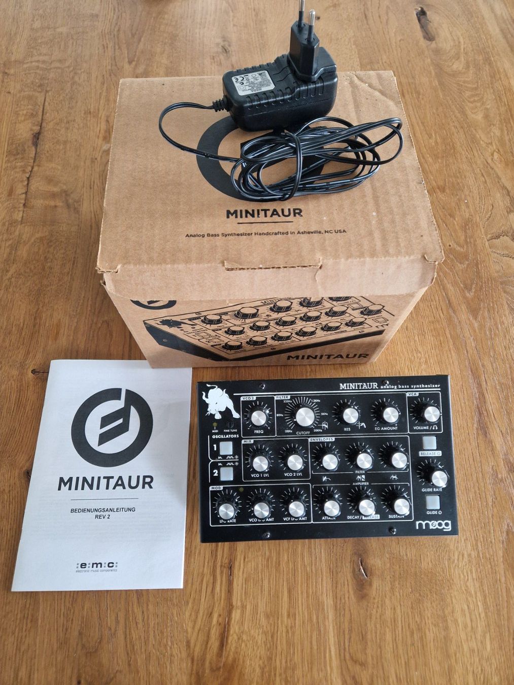 Moog Musikinstrumente: Moog Minitaur mit OVP – Gebraucht aus Zürich von Zelig00 1