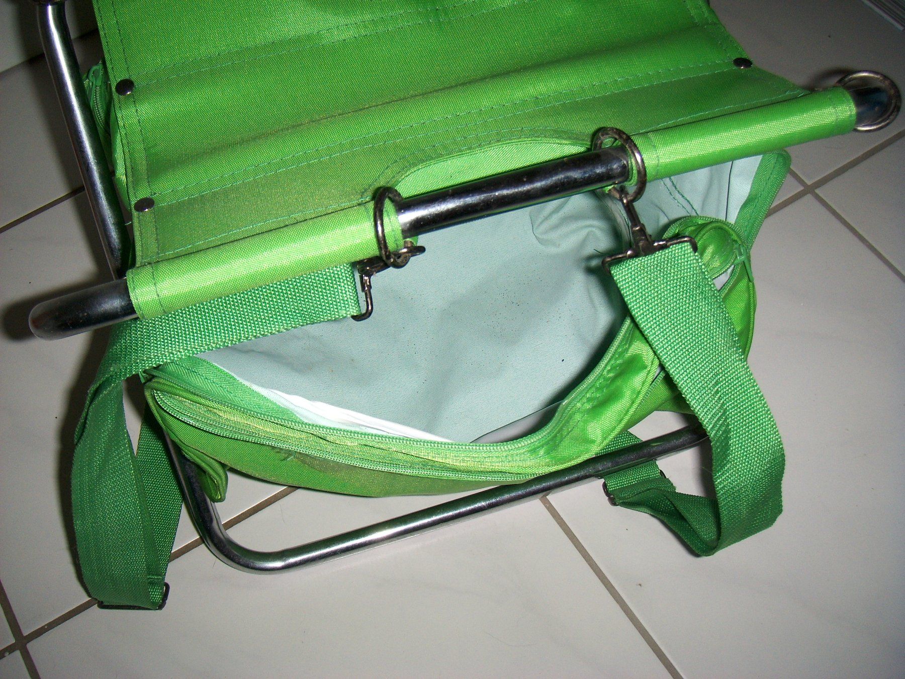Zaini: 'Rucksack' mit Sitzfunktion – Usato da Nussbaumen AG venduto da Sumopi 1