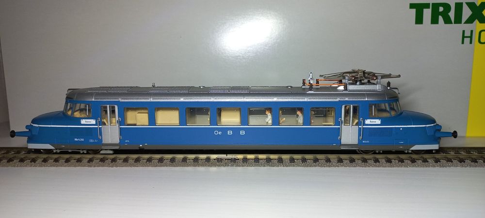 Trix Märklin OeBB Blauer Pfeil RBe 2 4 202 H0 DC digital Kaufen auf Ricardo