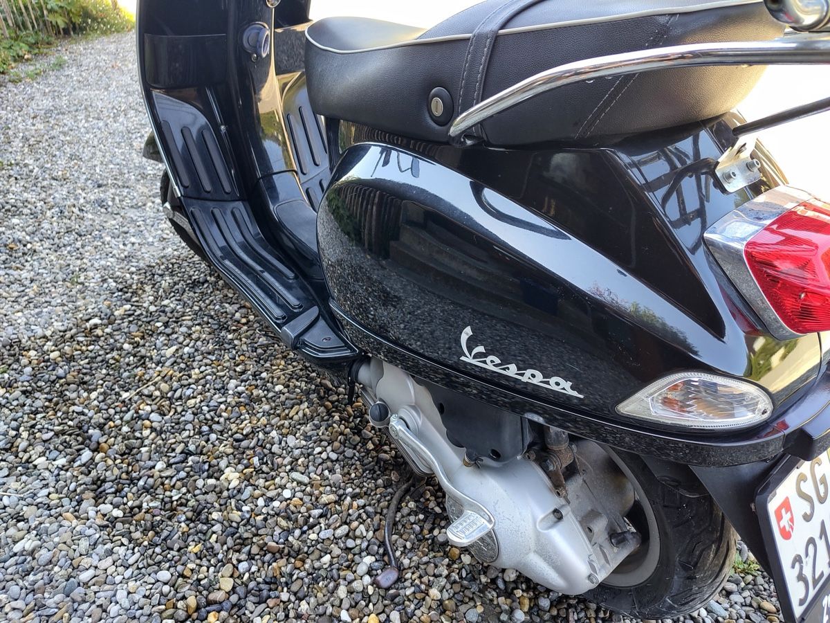 Vespa Scooters: Vespa LXS 125 – Gebraucht aus Balgach von Aussietrader 3
