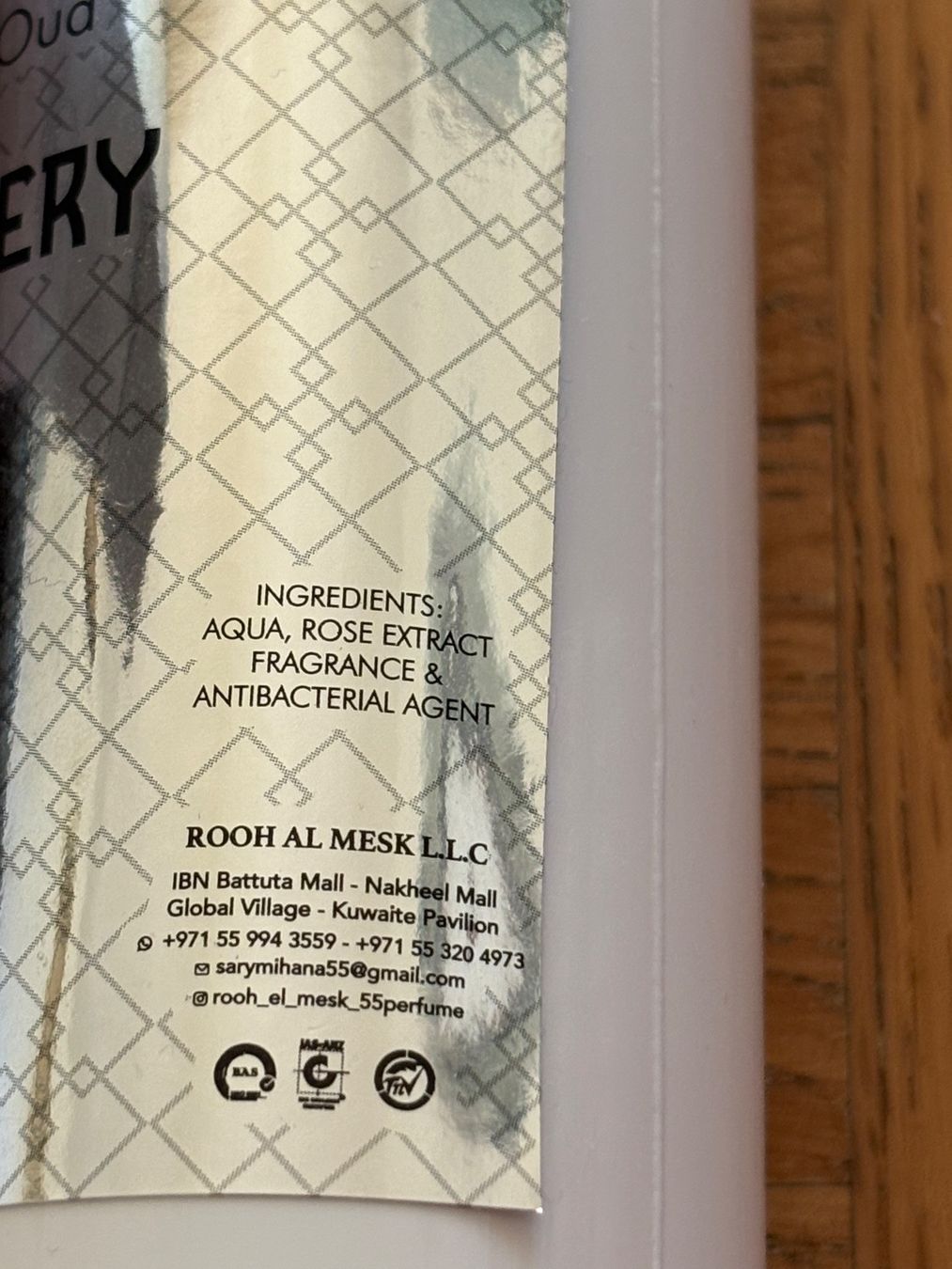 Profumi & Eau de Toilette: POWDERY Parfumed Water Gold Oud – Nuovo e nell'imballaggio originale da Grenchen venduto da SweetiesCH 3