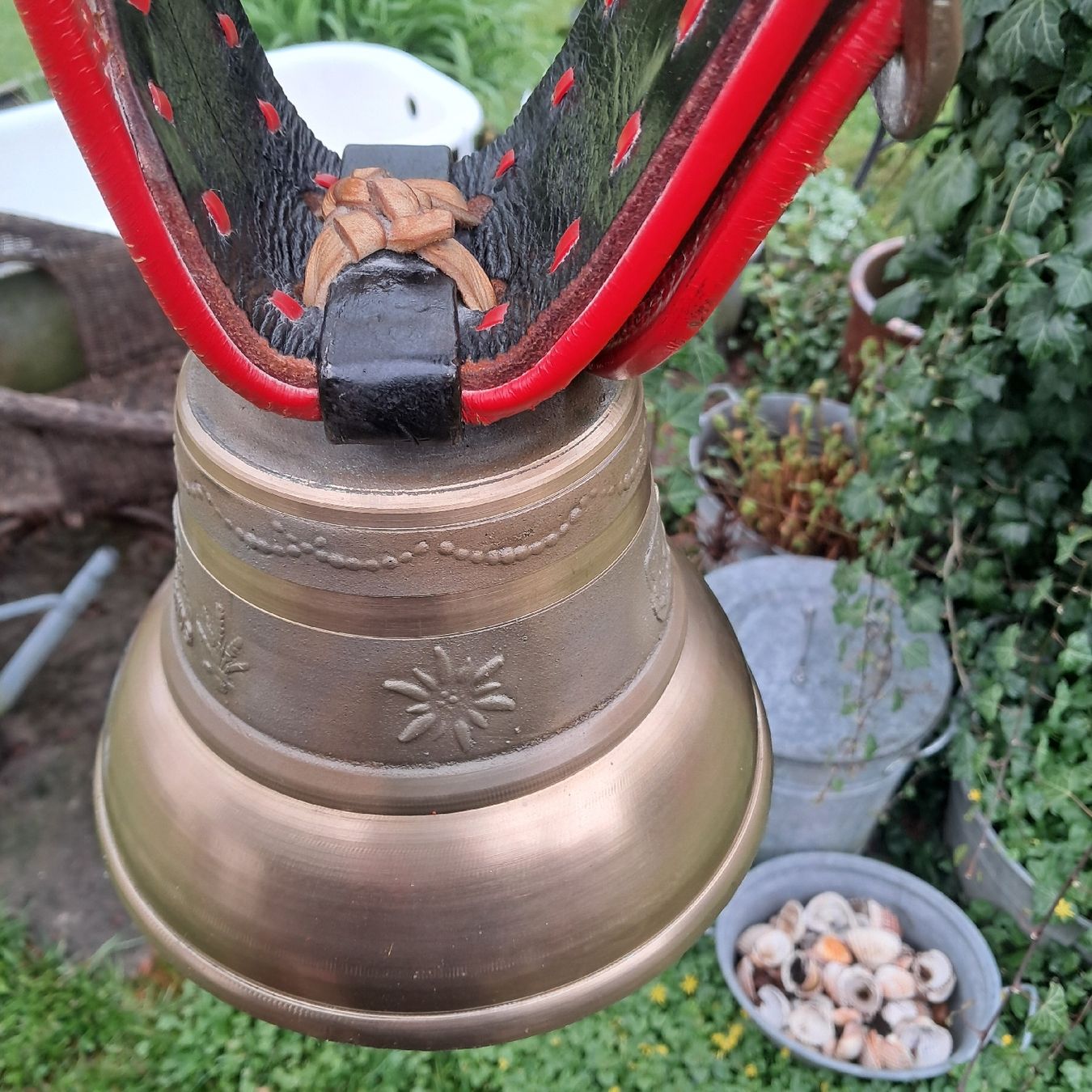Campanacci mucche: PRÄCHTIGE BARINOTTO GLOCKE  – Usato da Murten venduto da SHETHOF 5