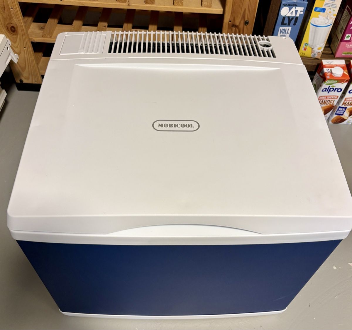 Mobicool Kühlschränke & Kühlen: Kühlbox Mobicool MB 40 – Gebraucht aus Aedermannsdorf von EnduroR