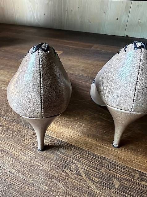 Prada Damenschuhe: Prada Schuhe Grösse 38.5 – Gebraucht aus Burg im Leimental von Anna_Wiener 4