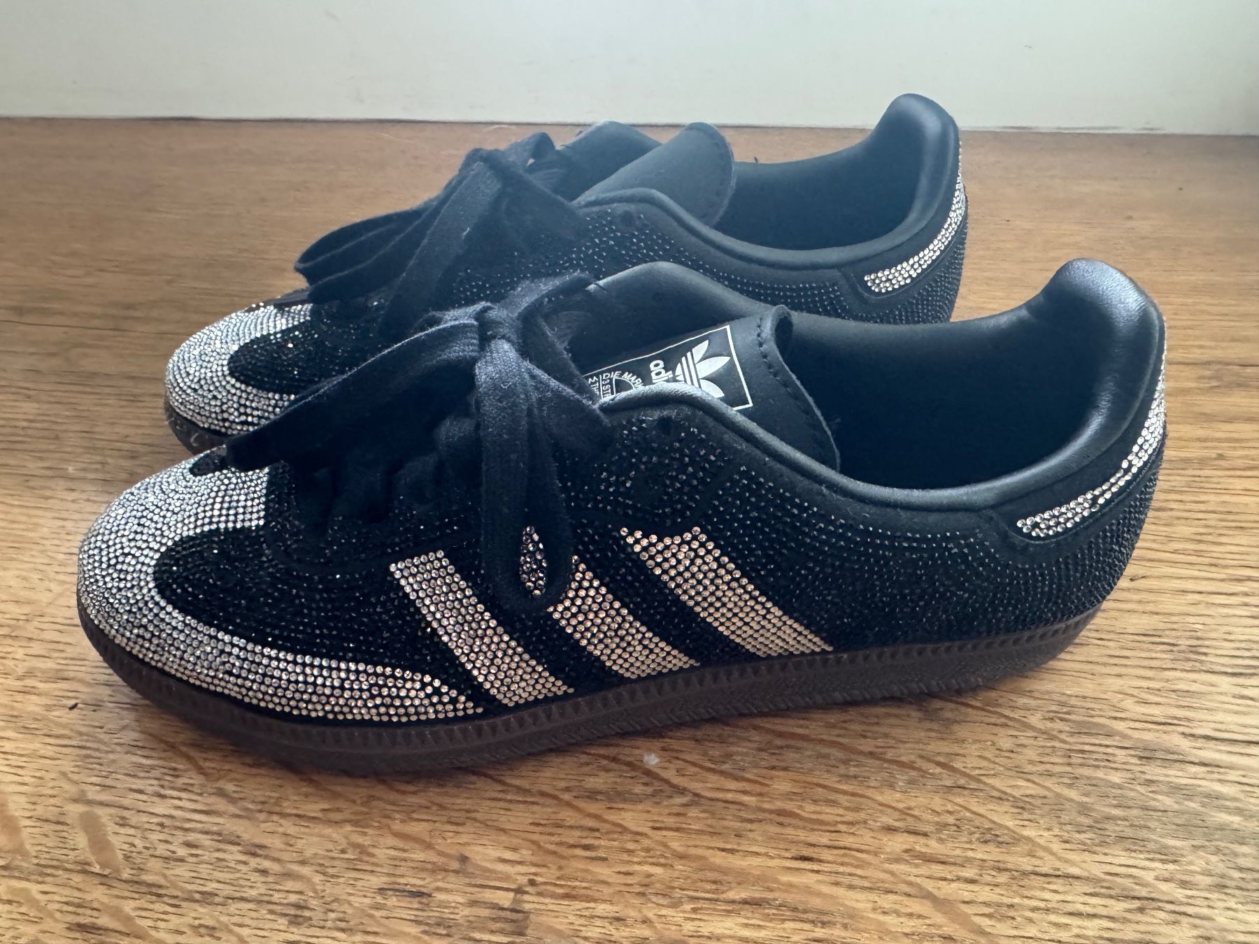 Scarpe da donna: Adidas gazelle – Usato da Zürich venduto da MagicStuff007 1