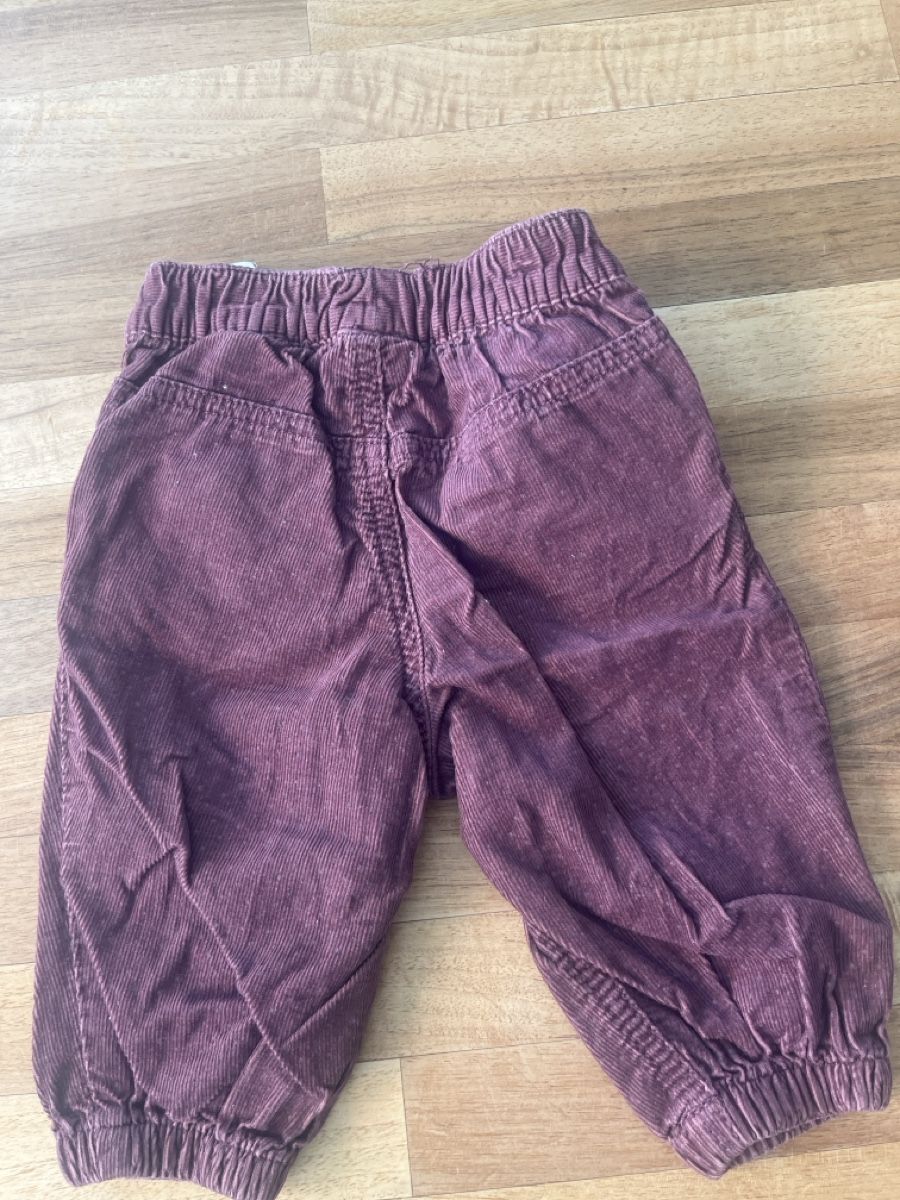 H&M Hosen: H&M Cordhose Gr 74 violett – Gebraucht aus Basel von HugChristine 3