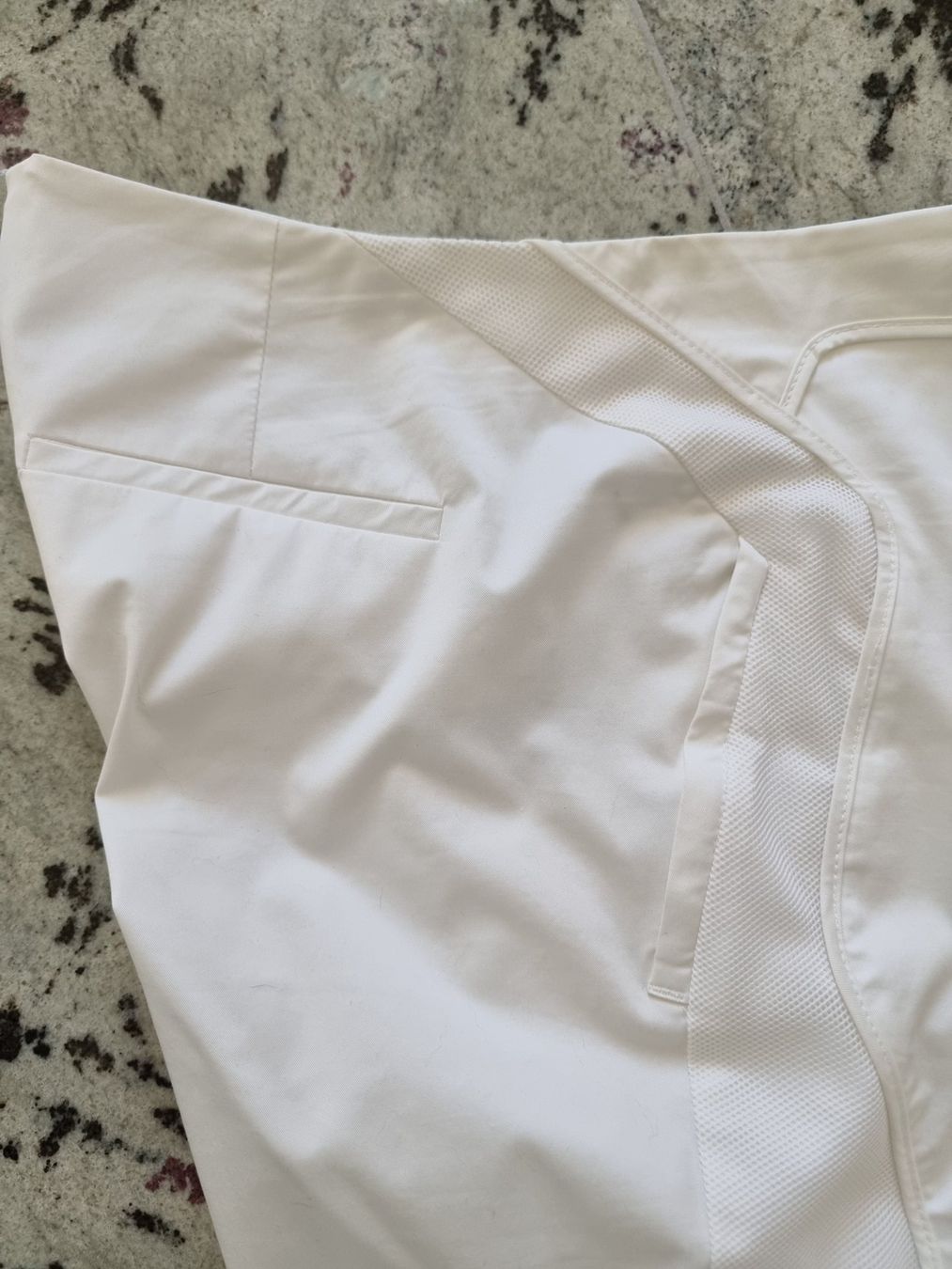 Gucci Pantaloni: Damenhose aus dem Hause Gucci – Usato da Widen venduto da kel_smm8 8