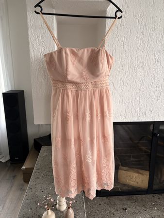Sommerkleid Rosa Spitze Stickerei Gr. S | Festlich & Chic