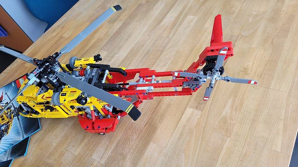 Lego Kit di costruzioni: Helikopter 9396 mit OVP – Usato da Olten venduto da Einwegparadies 2