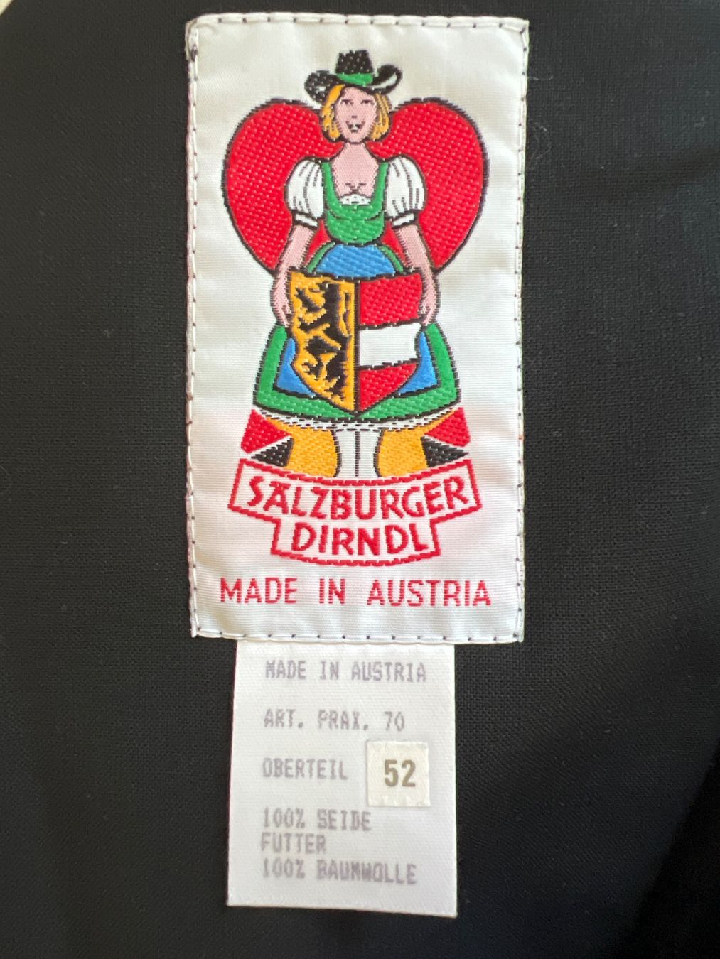 Vestiti: Salzburger Dirndel – Usato da Rueun venduto da cnu_8fur 2