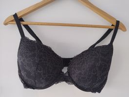Victoria's Secret Push-Up BH, schwarz, Gr. 36D, mit Spitze