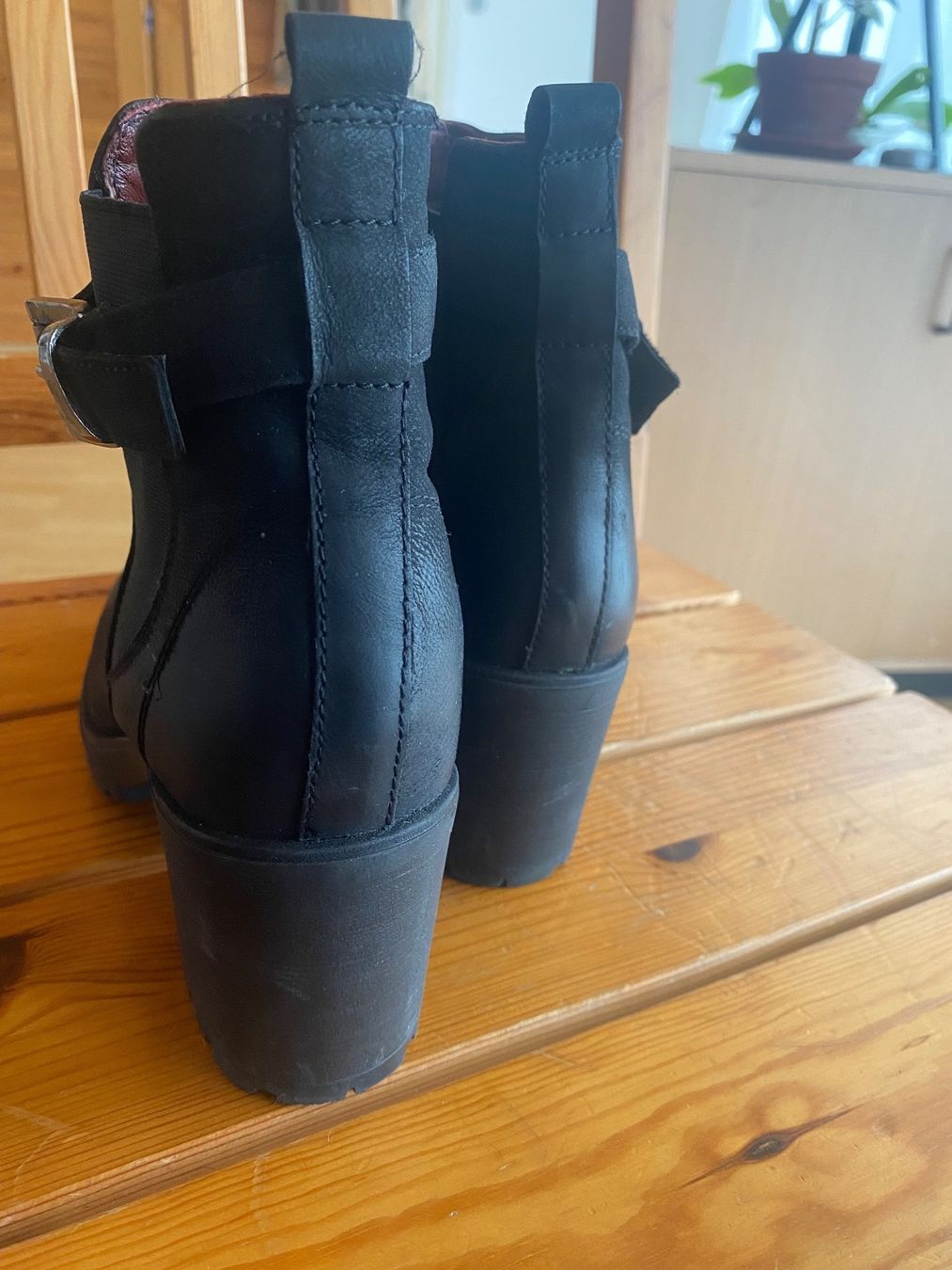 Scarpe da donna: Stiefeletten Grösse 40 – Usato da St Gallen venduto da Berta343 2