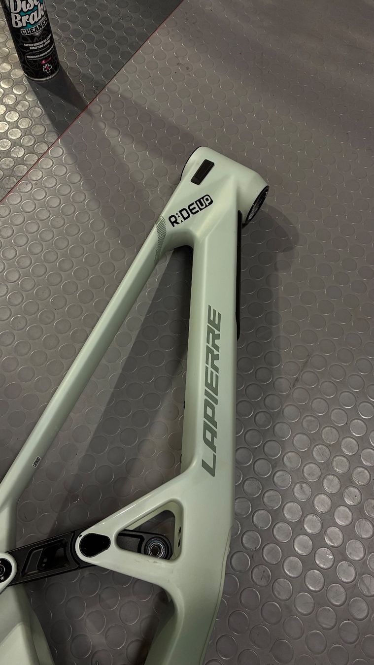 Lapierre Biciclette: Lapierre RAHMEN Spicy CF 8.9 2025 – Usato da Locarno venduto da CG1114 1