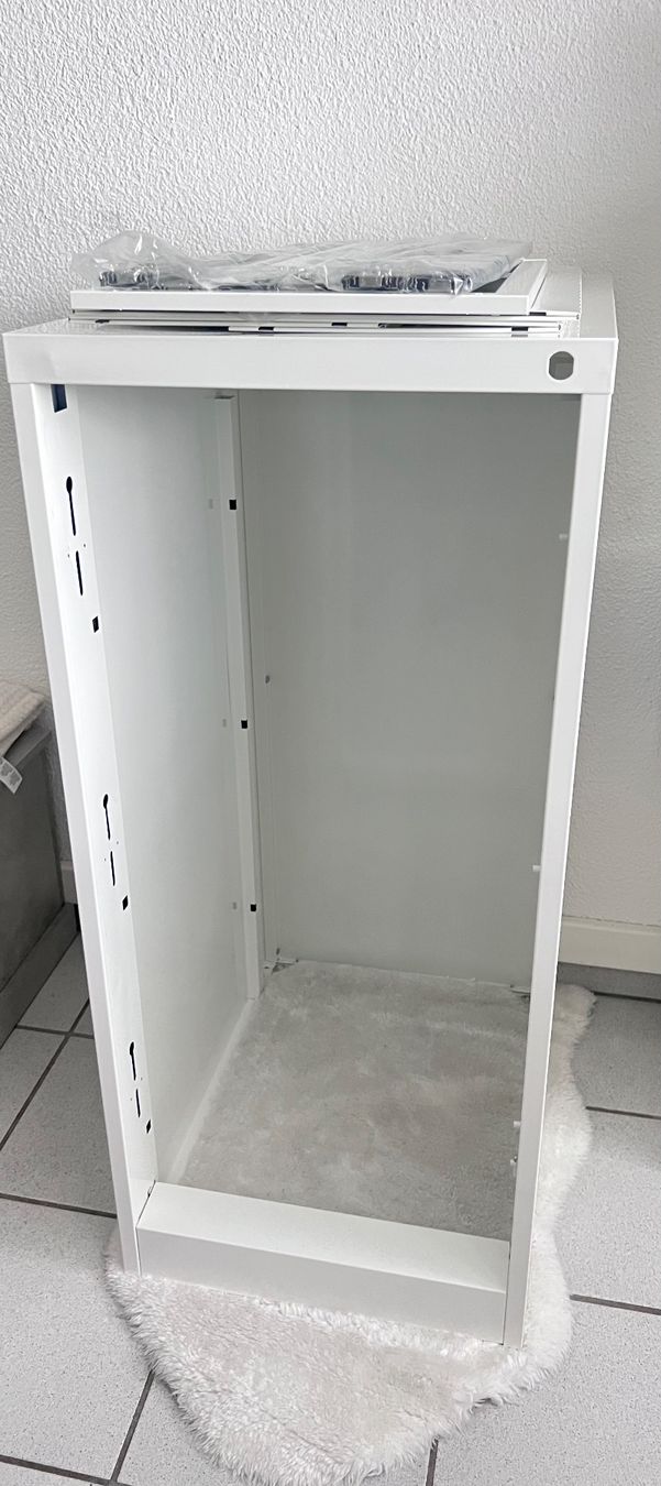Armadi: Aktenschrank – Nuovo e nell'imballaggio originale da Solothurn venduto da sl_27 4