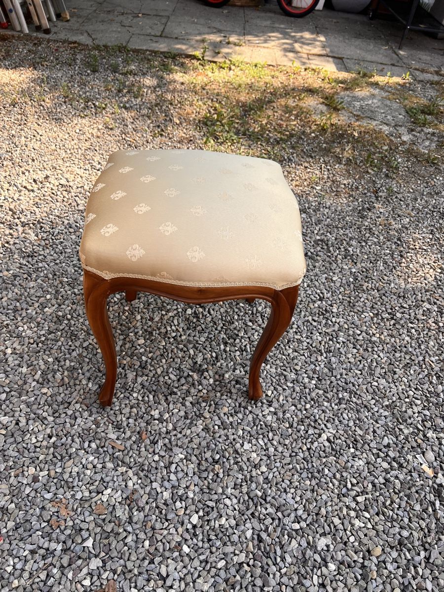 Tabourets: Schöne  Hocker (5) – D'occasion à Glattfelden par maa_qcj8 2
