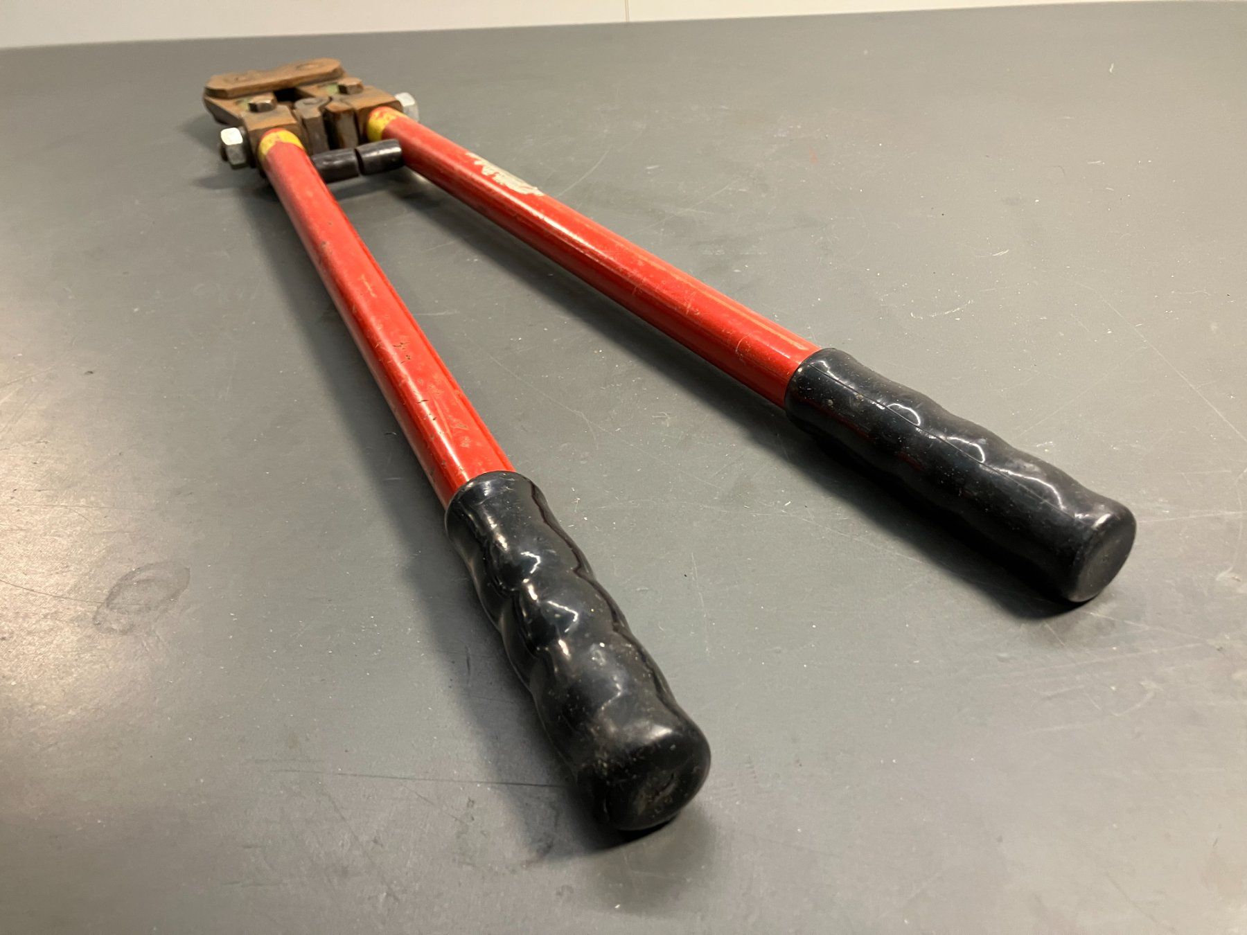 Tutti gli attrezzi: gebr. Profi Bolzenschneider ca. 65cm L ab 1.- – Usato da Lichtensteig venduto da Buy24International 4