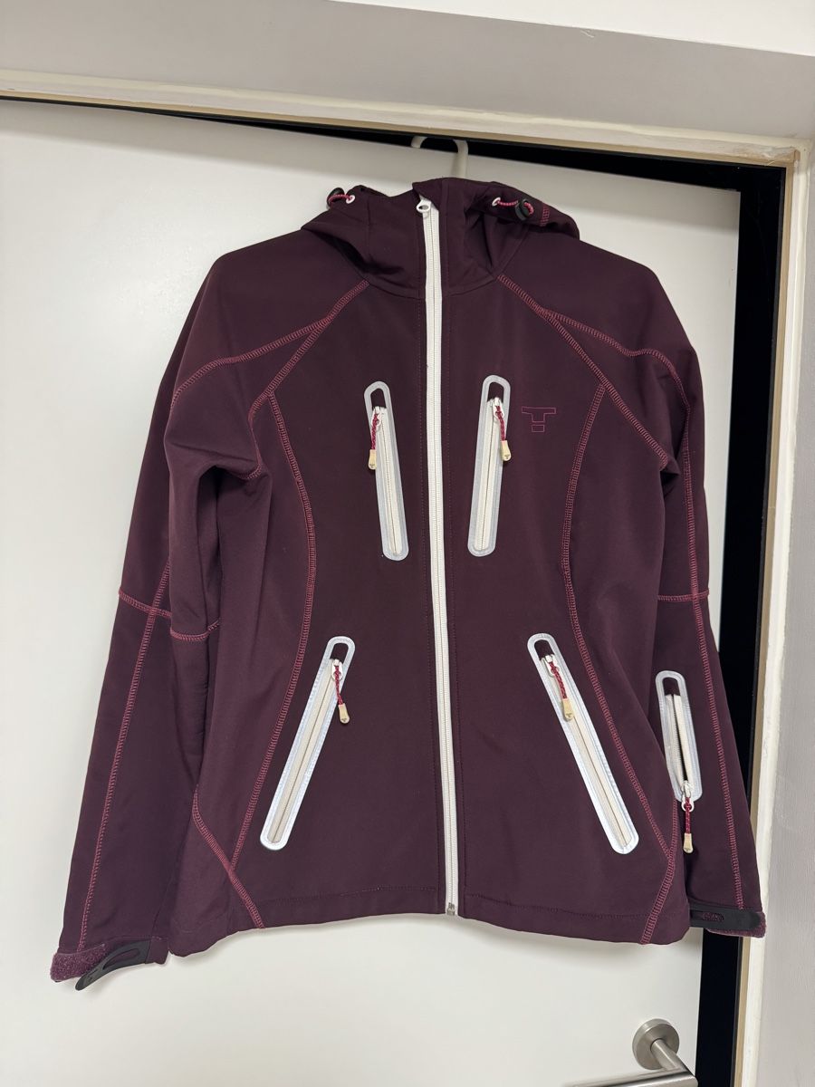 Vestes: Tenson Softshell Jacke 36 – D'occasion à Rupperswil par simonekaalund
