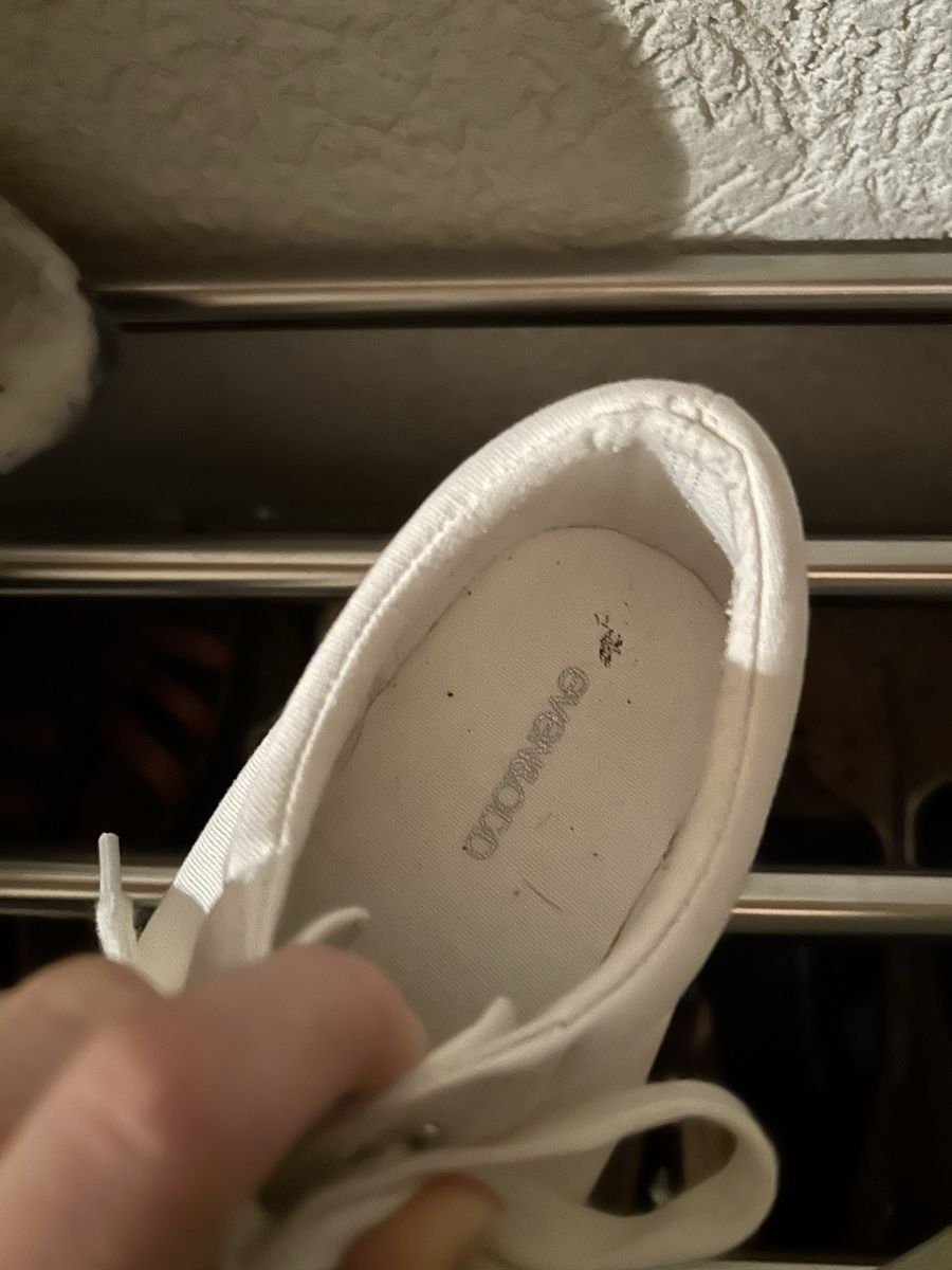 Scarpe da donna: Weisse Sneaker, Grösse 38 – Nuovo (secondo la descrizione) da Ried b. Kerzers venduto da petrar22 2