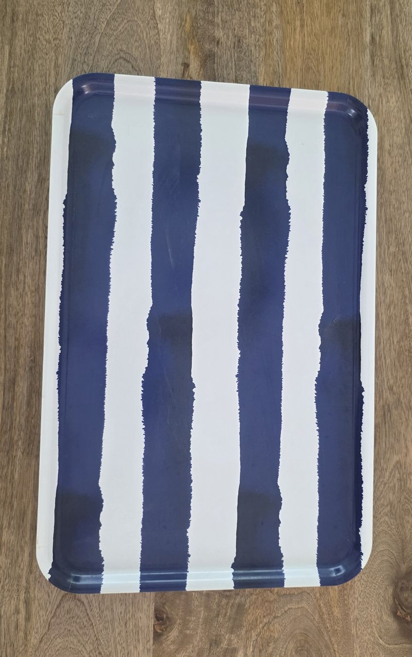 Ikea Piatti di portata: Serviertablett blau-weiss gestreift Ikea – Usato da Rheinsulz venduto da Gilea