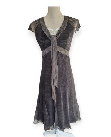 Wunderschönes Seidenkleid weiss/schwarz Gr. 36