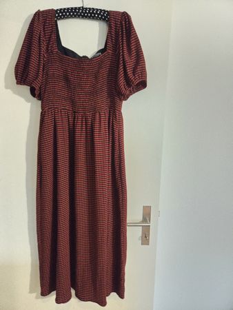 Disturbia Kleid, Grösse 44, rot/schwarz gestreift