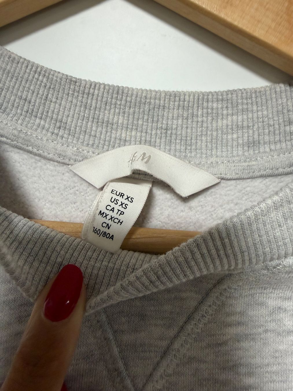 H&M Maglioni & Felpe: *NEU* H&M Sweatshirt XS – Nuovo (secondo la descrizione) da St. Gallen venduto da kka_l9wg 1
