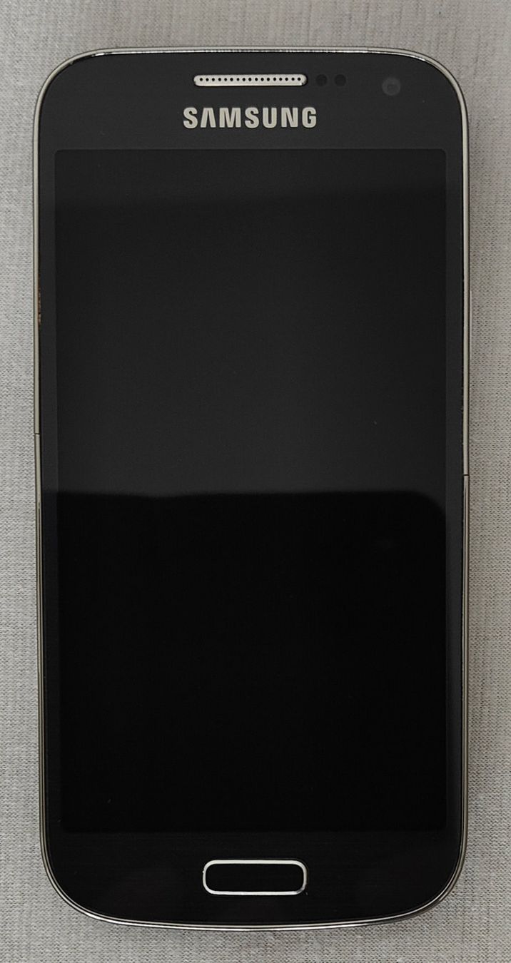 Samsung Portables: Smartphone Samsung Galaxy S4 mini – D'occasion à Baar par sti_khg9