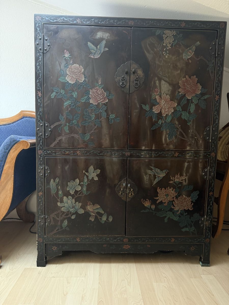Cassettiere: Asiatischer Vintage Schrank – Usato da Rudolfstetten venduto da sophaziz