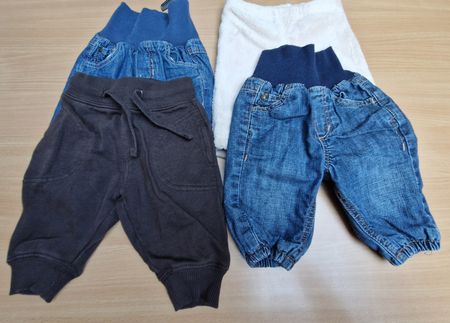 H&M 4 Hosen mit Bund, Grösse 56-62, Top Zustand!