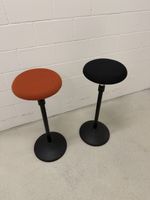 2x Designer Stehhocker- Top Zustand, Modernes Design