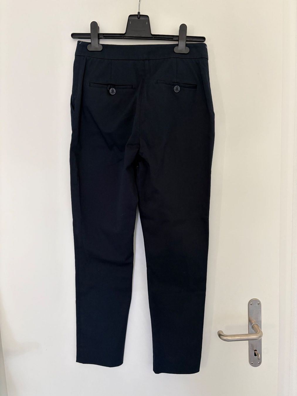 Valentino Pantaloni: Red Valentino Pants  - Size 34 - GREAT condition – Usato da Muzzano venduto da Sidney_3 1