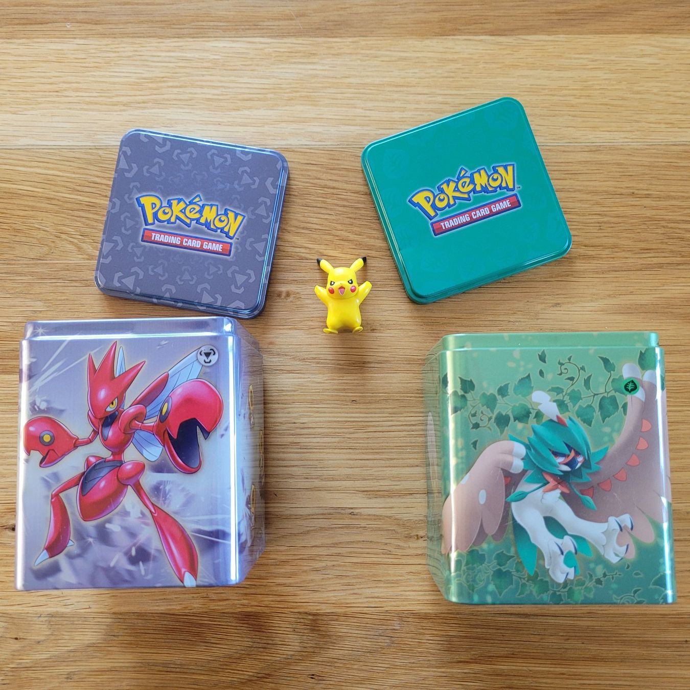 Pokémon Spiele: Boîtes Pokémon / Pickachu – Gebraucht aus Biel/Bienne von Destockweb