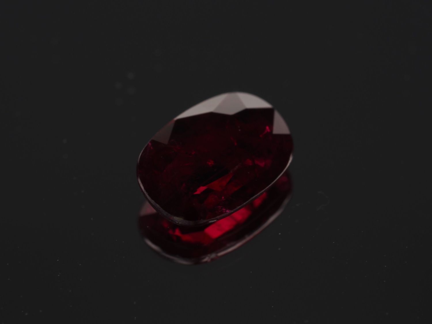 Edelsteine: Natural Pigeon Blood Ruby 0.87ct - Incl. Certificate – Neu und originalverpackt aus Buchs SG von OTNaturalGems