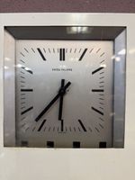 Wanduhr Patek Philippe mit Beyer Gehäuse weiss gebraucht