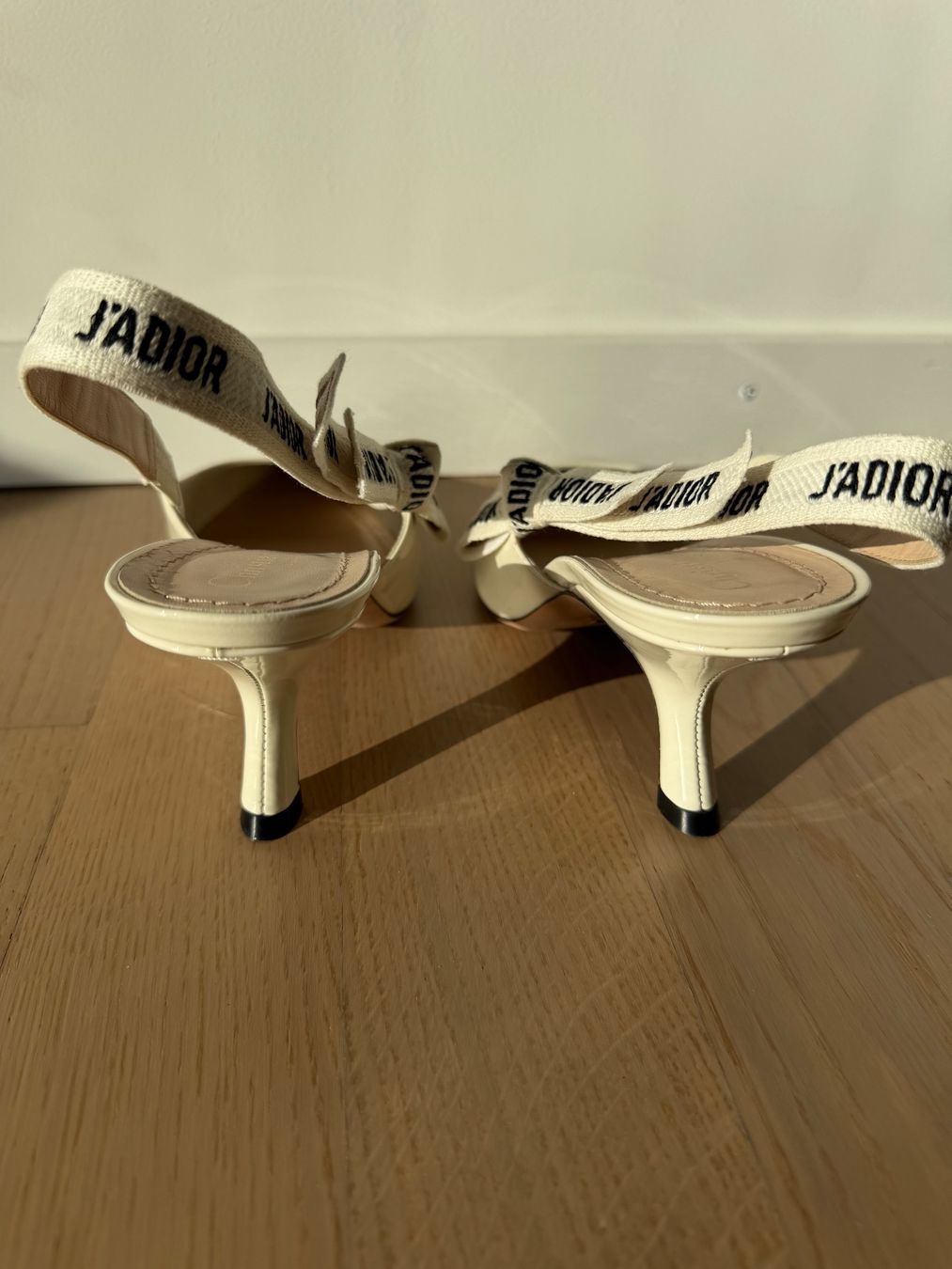 Dior Damenschuhe: Slingback Dior – Gebraucht aus La Tour-de-Peilz von DressingEKL 1