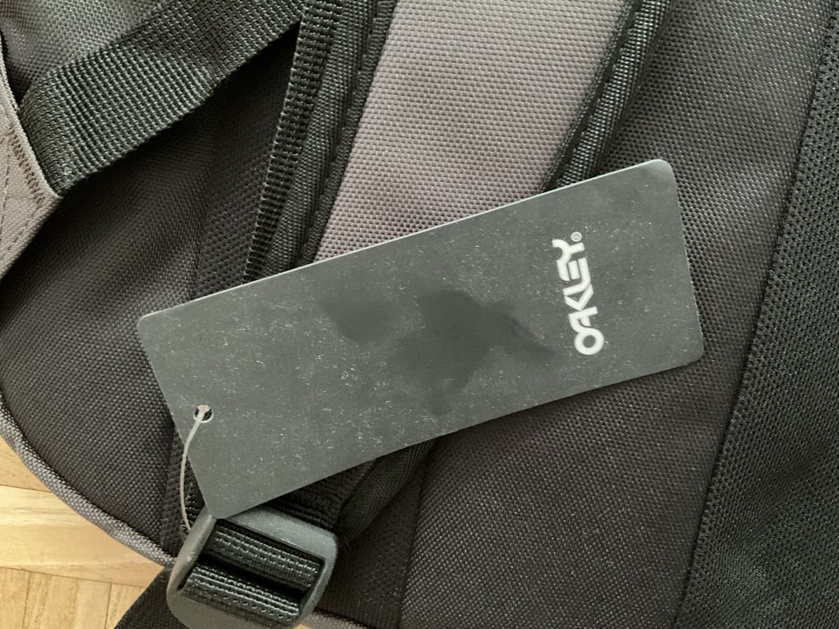 Oakley Zaini: Oakley Rucksack  – Nuovo e nell'imballaggio originale da zürich venduto da ce_sisi 2